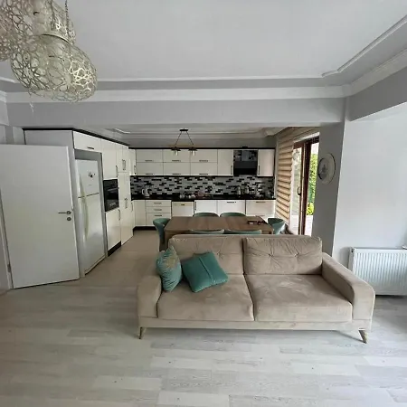 Astonishing With Private Pool And Jacuzzi Surrounded By Nature In Sapanca Villa *