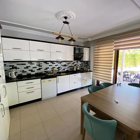 Astonishing With Private Pool And Jacuzzi Surrounded By Nature In Sapanca Villa *